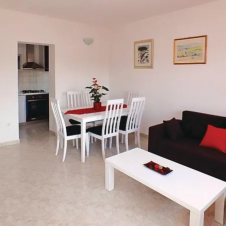Apartment Josip *
